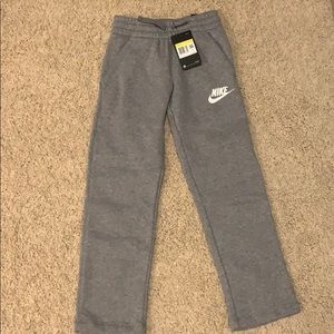 Nike Corte Estandar sweatpants for kids